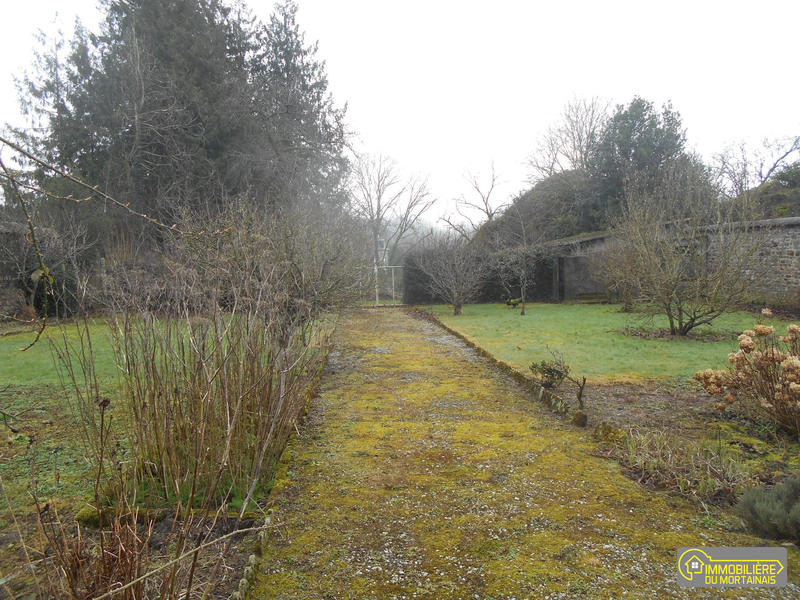 Maison - 171 m² - 11 pièces