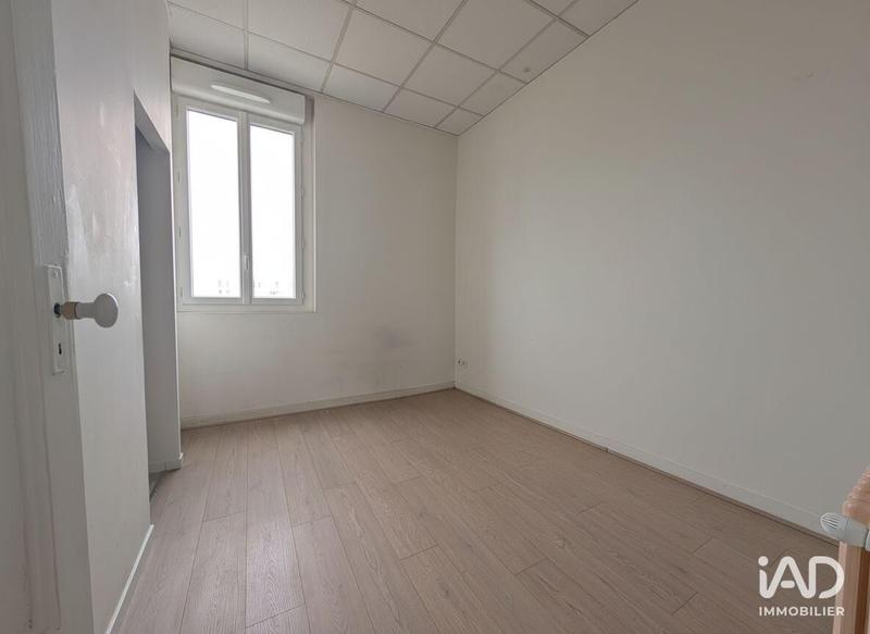 Maison - 220 m² - 10 pièces