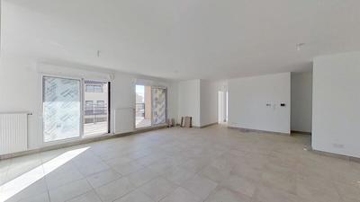 Appartement - 102 m² - 4 pièces