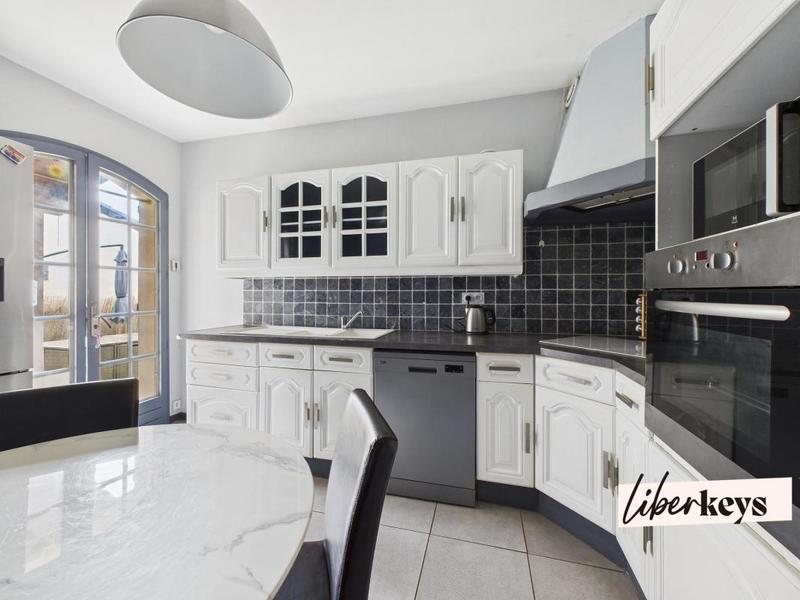 Maison - 133 m² - 6 pièces