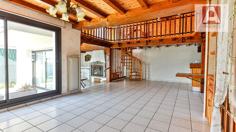 Maison - 120 m² - 3 pièces