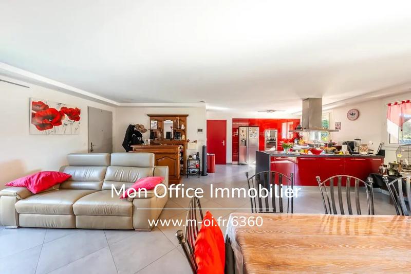 Maison - 127 m² - 5 pièces