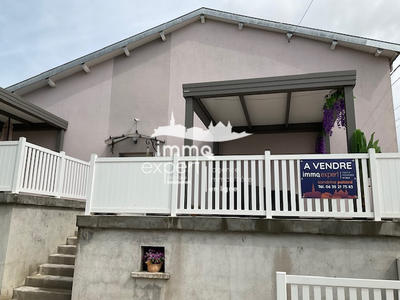 Maison - 128 m² - 7 pièces