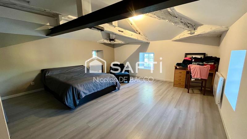 Maison - 429 m² - 10 pièces