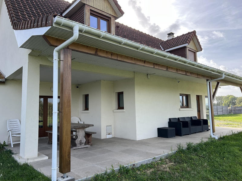 Maison - 158 m² - 7 pièces