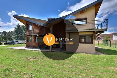 Maison - 185 m² - 7 pièces