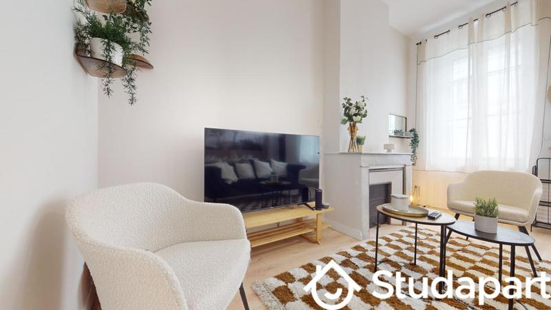 Chambre - 11 m² - 1 pièce