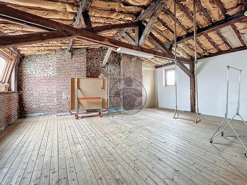 Maison - 199 m² - 6 pièces