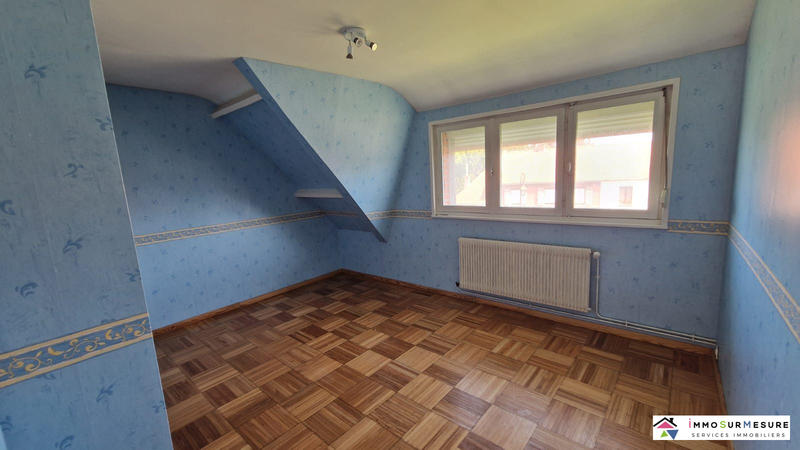 Maison - 165 m² - 8 pièces