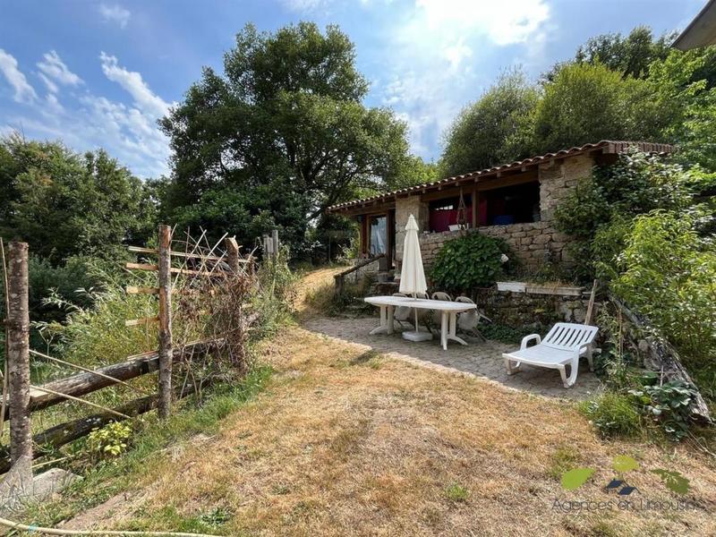 Propriété - 162 m² - 8 pièces