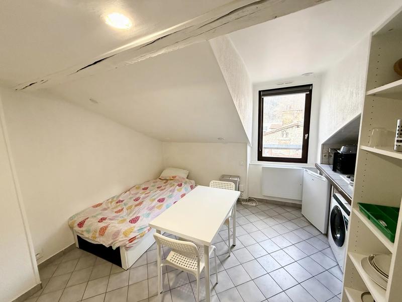 Appartement - 11 m² - 1 pièce