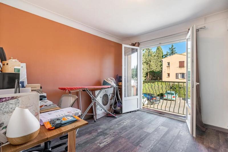 Appartement - 84 m² - 4 pièces