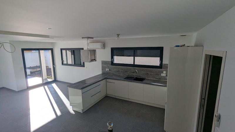 Villa - 140 m² - 5 pièces