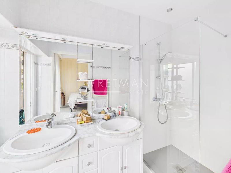 Appartement - 49 m² - 2 pièces