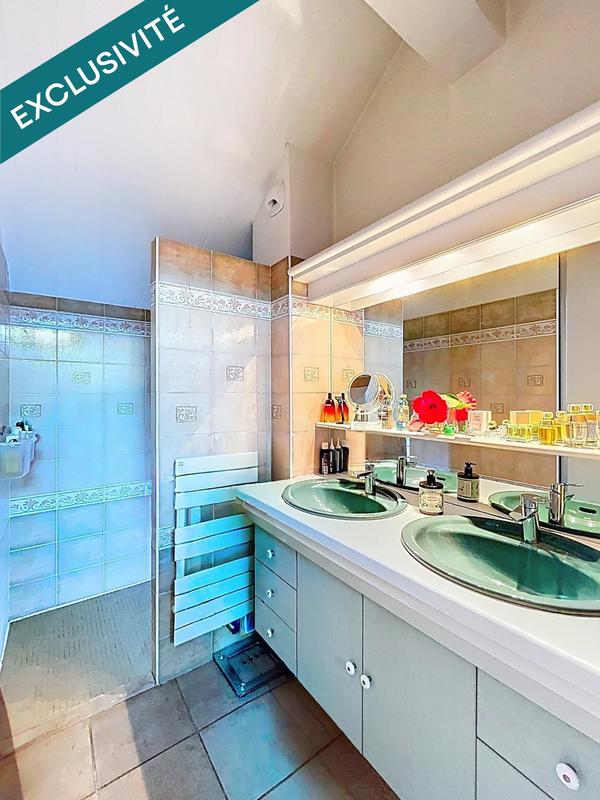 Appartement - 110 m² - 4 pièces