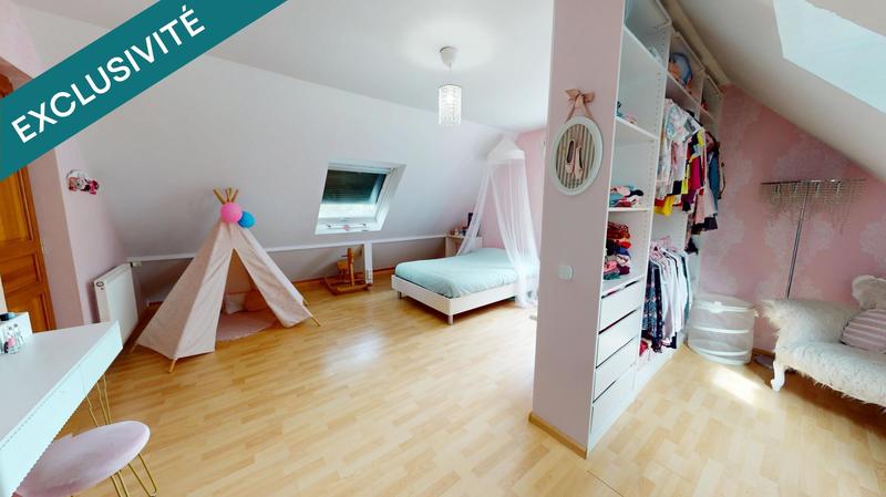 Maison - 151 m² - 6 pièces