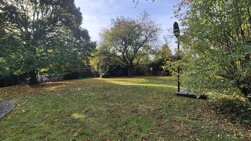 Maison - 135 m² - 6 pièces