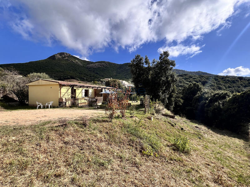 Maison - 76 m² - 6 pièces