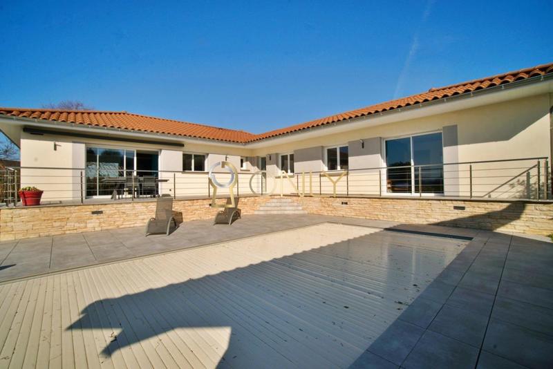 Maison - 168 m² - 6 pièces