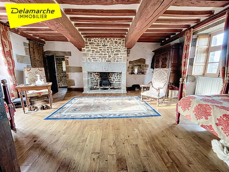 Maison - 340 m² - 10 pièces