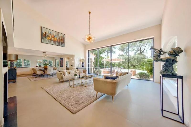 Villa - 430 m² - 7 pièces