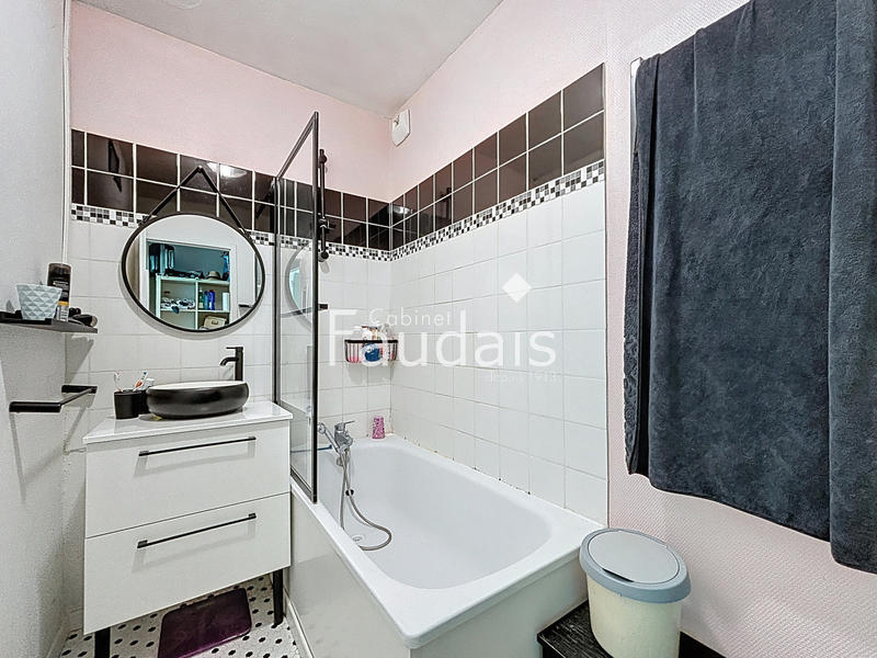 Maison - 104 m² - 6 pièces