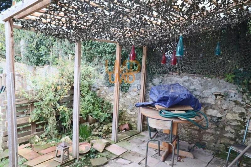 Maison - 95 m² - 4 pièces