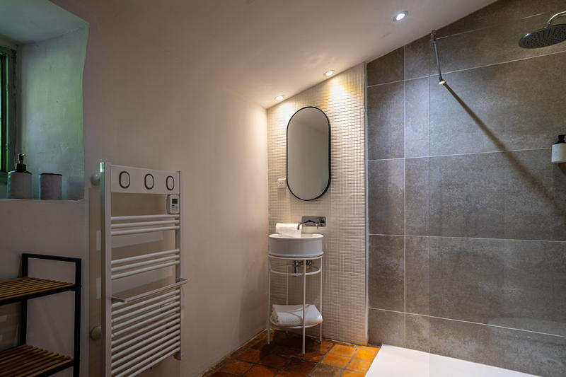 Maison - 450 m² - 12 pièces