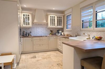 Maison - 164 m² - 5 pièces