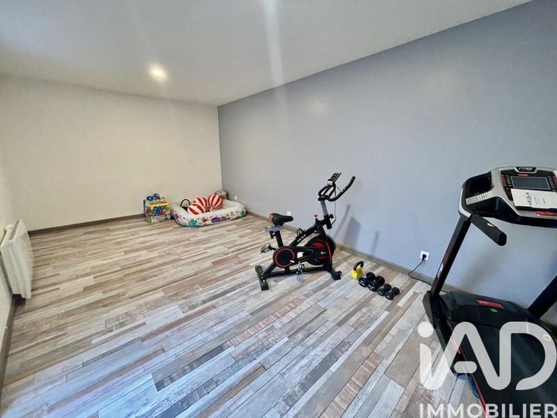 Appartement - 122 m² - 5 pièces