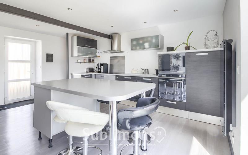 Maison ancienne - 105 m² - 5 pièces