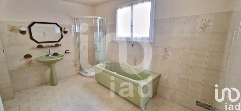 Maison - 260 m² - 6 pièces