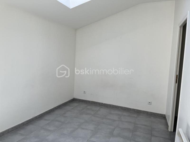 Immeuble - 140 m² - 7 pièces