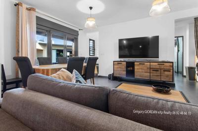 Maison - 130 m² - 4 pièces