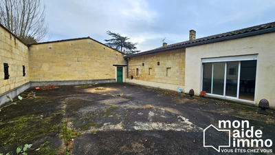 Maison - 233 m² - 8 pièces
