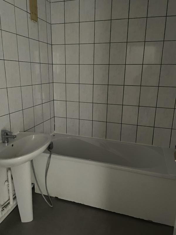 Appartement ancien - 65 m² - 3 pièces