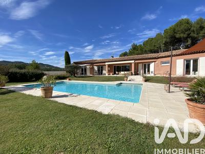 Maison - 158 m² - 6 pièces