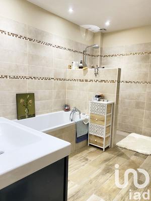 Maison - 130 m² - 3 pièces