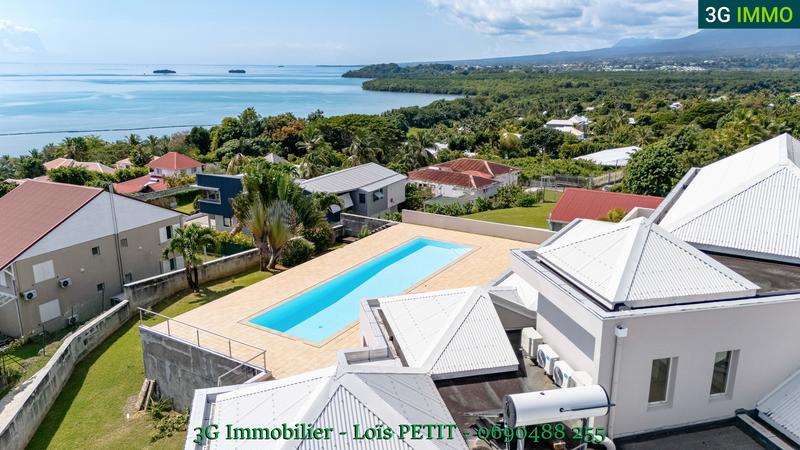 Villa - 300 m² - 8 pièces