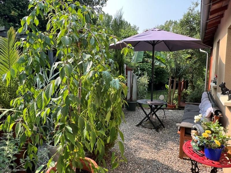 Maison - 97 m² - 3 pièces