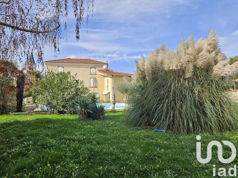 Maison - 165 m² - 9 pièces