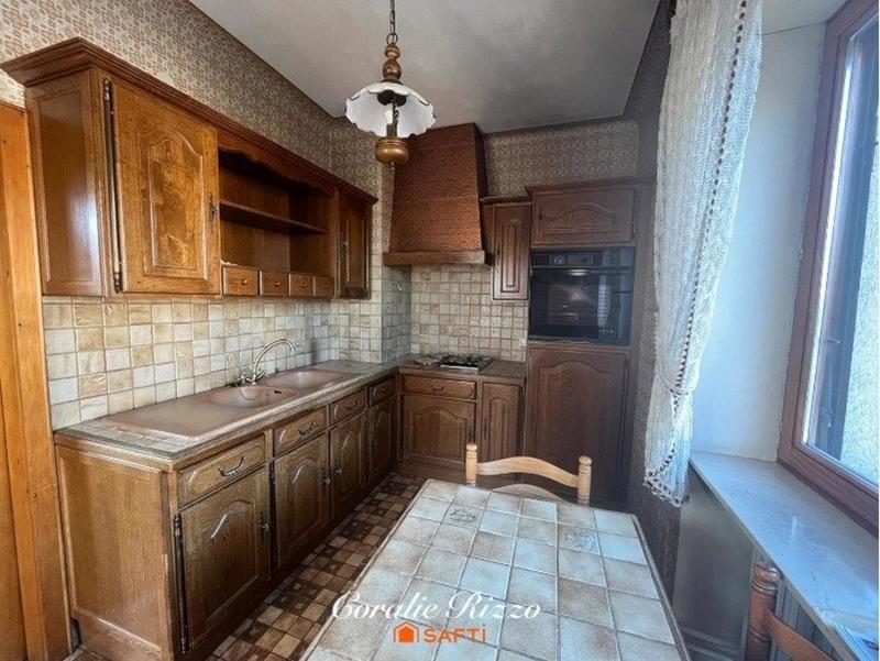 Maison - 190 m² - 7 pièces