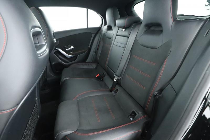 Mercedes Classe a 200 d Amg Line 8g-Dct 150 ch