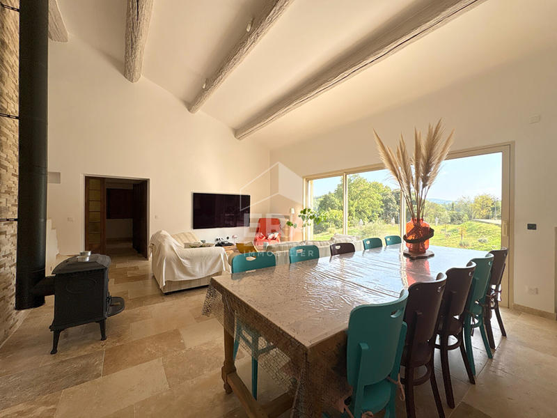 Maison - 156 m² - 5 pièces