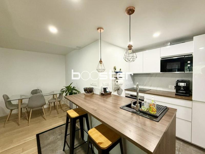 Appartement ancien - 63 m² - 3 pièces