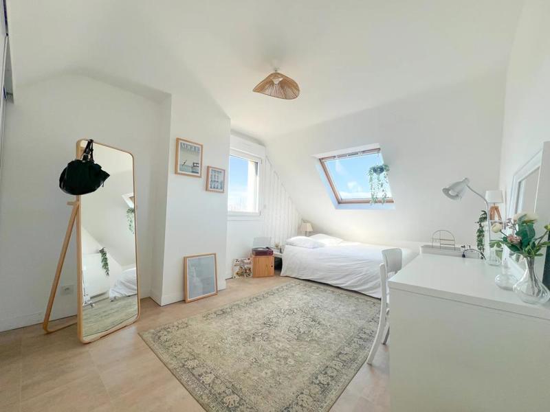 Maison - 160 m² - 8 pièces