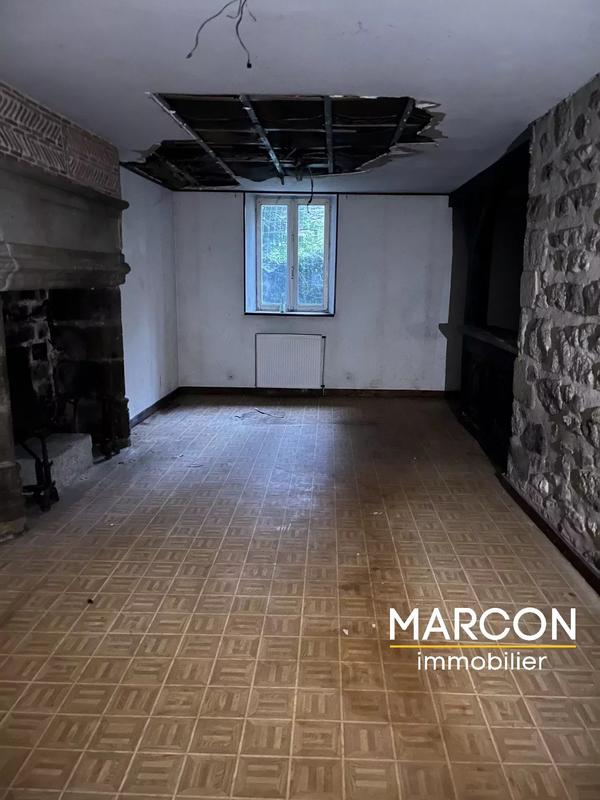 Maison - 210 m² - 10 pièces
