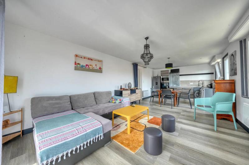 Maison - 190 m² - 7 pièces