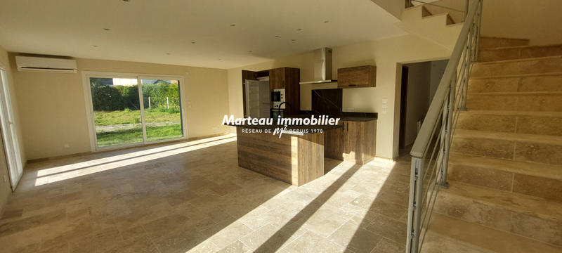 Maison - 140 m² - 5 pièces