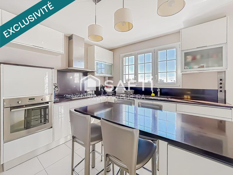 Maison - 144 m² - 7 pièces